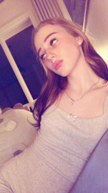 Haileybaby, 19 Caucasian transgender escort, Montreal